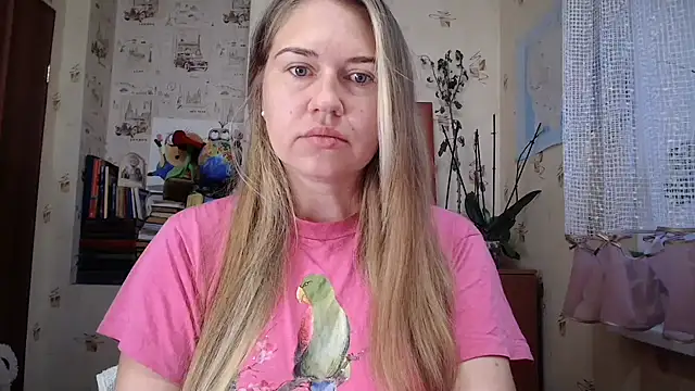 Snapshot of dream_alexa chatting on September 13, 3:17 am dream alexa online show from September 13, 3:17 am