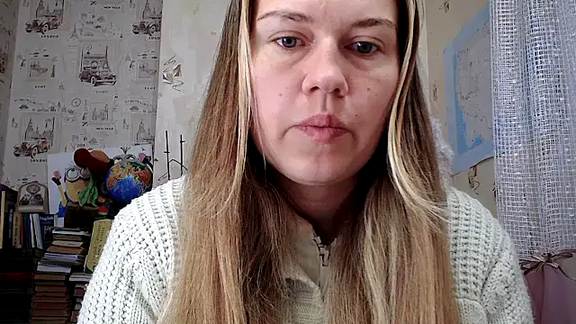 Snapshot of dream_alexa chatting on October 7, 3:47 am dream alexa online show from October 7, 3:47 am