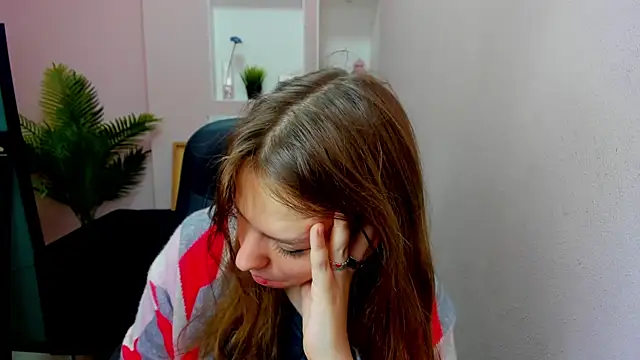 Persephoni online show from September 12, 3:45 pm