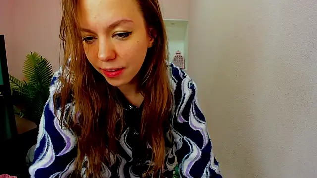 Persephoni online show from September 21, 10:44 pm