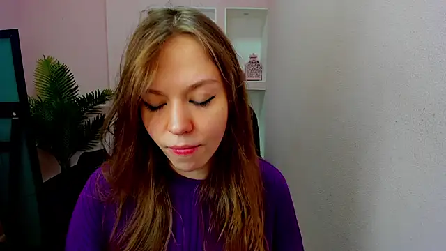 Persephoni online show from October 5, 10:57 am