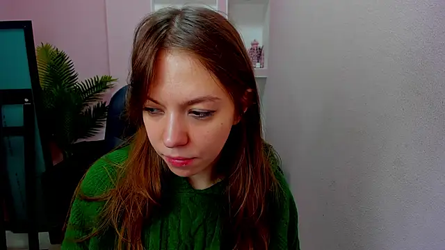 Persephoni online show from December 1, 8:47 pm