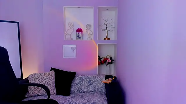 Persephoni online show from April 22, 11:34 am