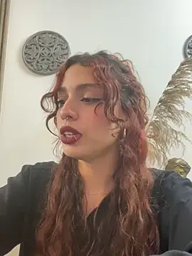 LiaVillalobos online show from April 20, 3:48 pm