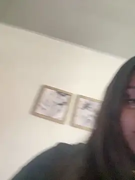 Snapshot of sharik-browns chatting on May 13, 8:38 pm sharik-browns online show from May 13, 8:38 pm