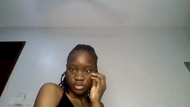 sweet sassy  online show from May 18, 3:13 am