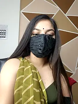 Snapshot of _desigori chatting on January 6, 10:46 am  desigori online show from January 6, 10:46 am