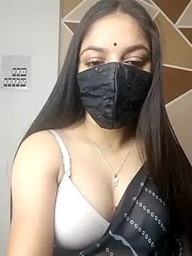 Snapshot of _desigori chatting on January 12, 2:45 am  desigori online show from January 12, 2:45 am