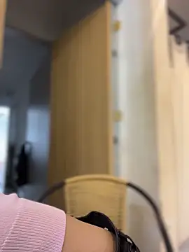 clarachanelricek online show from February 19, 8:27 pm