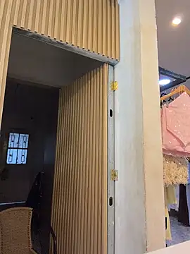 clarachanelricek online show from April 22, 9:05 pm