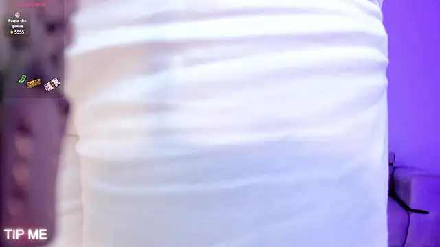 SophieBarnett online show from April 22, 12:46 am