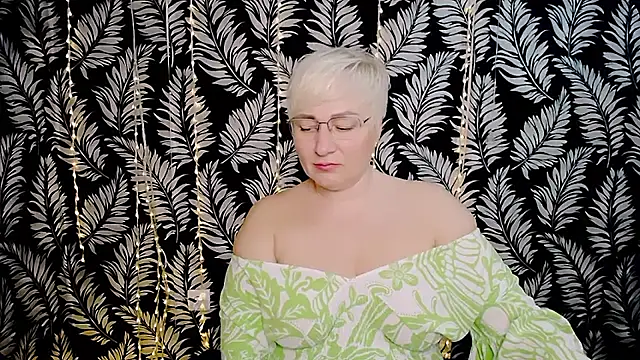 Olivia playful online show from April 10, 10:31 am