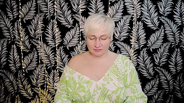 Olivia playful online show from April 14, 9:59 am