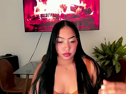 brunetenikole02 online show from February 25, 1:09 am