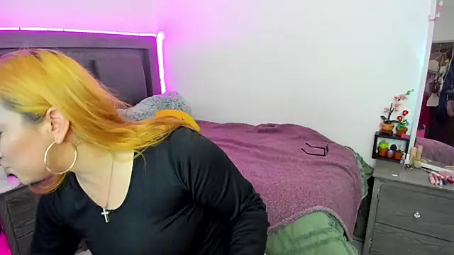 Cherrynoa online show from February 7, 2:48 am