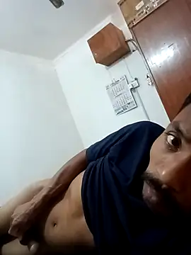 Snapshot of Lent_Medium chatting on October 28, 7:23 am Lent Medium online show from October 28, 7:23 am