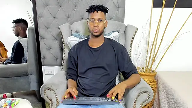 santhi lee online show from February 22, 2:28 am