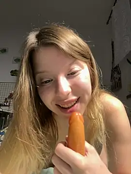 kimczii online show from April 27, 6:22 am