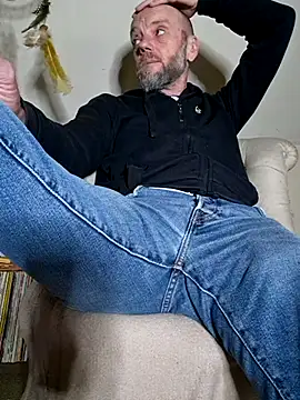 Snapshot of eddouxxx78 chatting on March 14, 3:58 pm eddouxxx78 online show from March 14, 3:58 pm