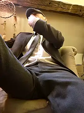 eddouxxx78 online show from April 5, 4:04 pm