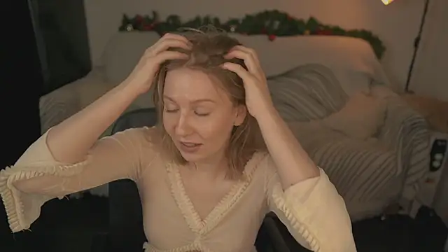 Snapshot of _Killer_Smile_ chatting on January 9, 1:13 pm Killer Smile online show from January 9, 1:13 pm