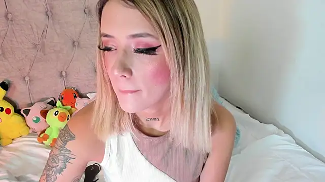 Snapshot of Sabrina_Cole chatting on March 21, 3:55 am Sabrina Cole online show from March 21, 3:55 am