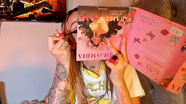 Snapshot of Sabrina_Cole chatting on November 28, 4:37 am Sabrina Cole online show from November 28, 4:37 am