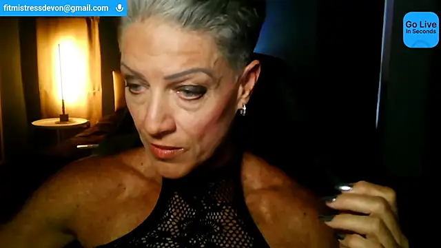 Snapshot of Devon2020 chatting on June 13, 11:52 am Devon2020 online show from June 13, 11:52 am