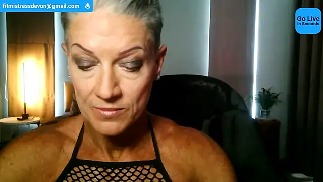 Snapshot of Devon2020 chatting on June 15, 10:28 am Devon2020 online show from June 15, 10:28 am