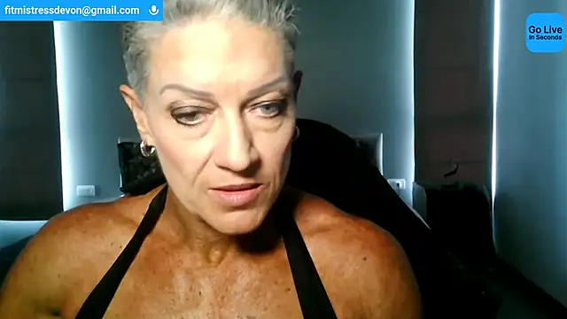Snapshot of Devon2020 chatting on June 27, 9:36 am Devon2020 online show from June 27, 9:36 am