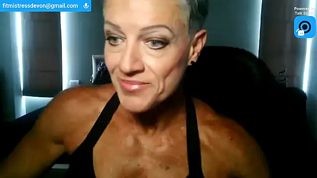 Snapshot of Devon2020 chatting on July 9, 7:12 am Devon2020 online show from July 9, 7:12 am