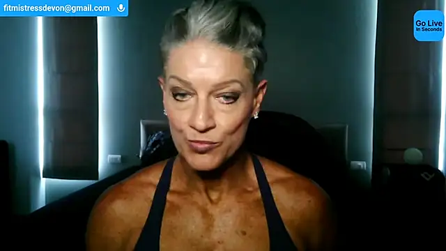Snapshot of Devon2020 chatting on July 12, 9:55 am Devon2020 online show from July 12, 9:55 am