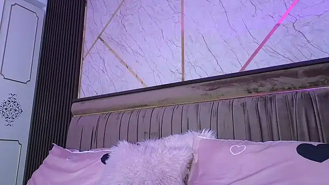 Allys online show from December 16, 9:41 pm