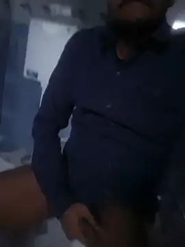 Snapshot of Itsdesi_boy chatting on October 31, 3:40 am Itsdesi boy online show from October 31, 3:40 am