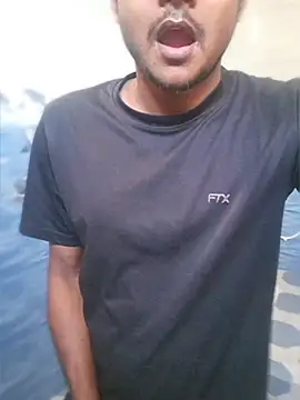 Itsdesi boy online show from April 4, 1:04 am