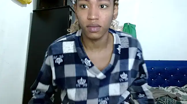 angelamarie1 online show from January 2, 12:24 pm