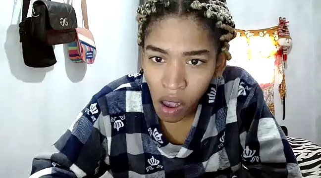 angelamarie1 online show from January 22, 12:17 pm