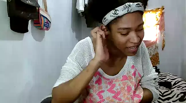 angelamarie1 online show from March 21, 4:29 pm