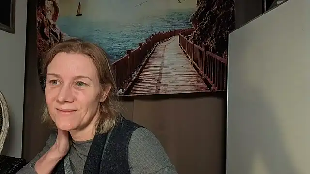 Lola Belgium online show from April 20, 4:10 pm