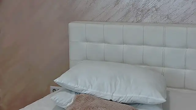 Sierra Halle online show from January 22, 11:21 pm