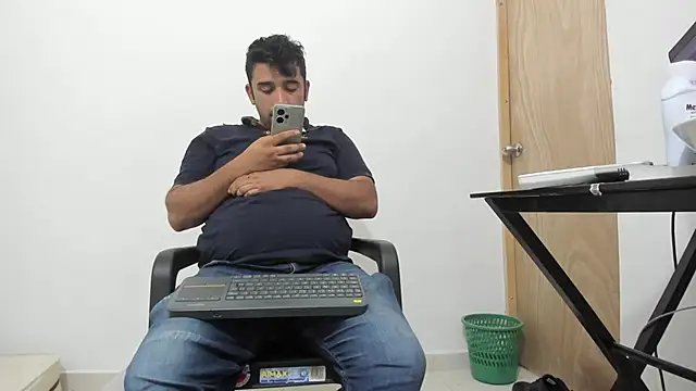 isearchcompany online show from November 30, 7:40 pm