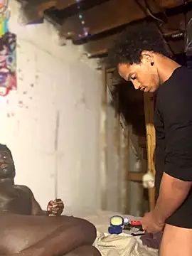 Snapshot of versetopcouple chatting on September 29, 5:07 pm versetopcouple online show from September 29, 5:07 pm