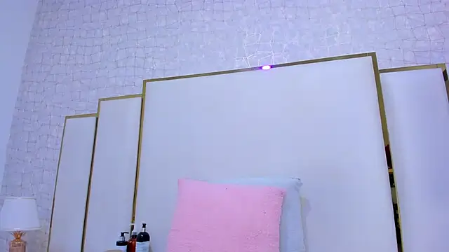 paola rodriguez online show from September 9, 11:54 am