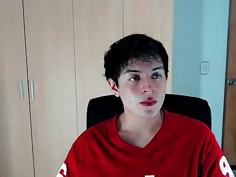 Snapshot of ZHALEM chatting on November 16, 1:22 am ZHALEM online show from November 16, 1:22 am