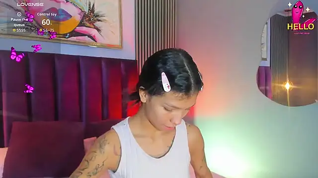 LauraAristizabal online show from November 6, 11:44 am