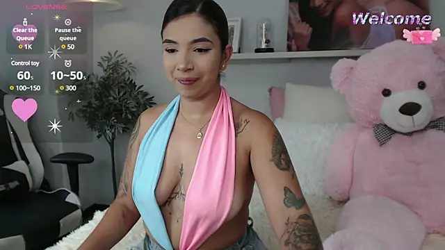 vane lopez  online show from March 18, 10:15 pm