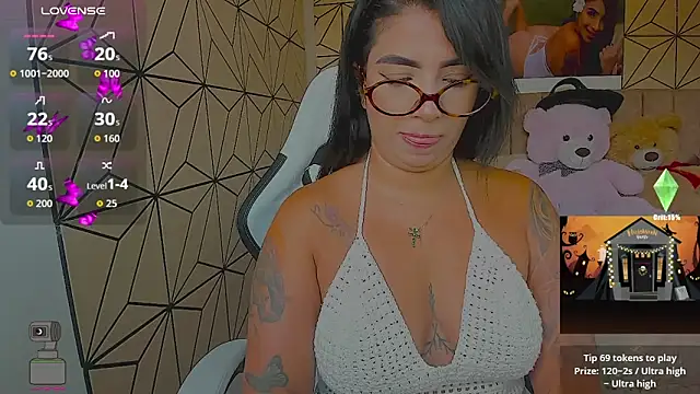 vane lopez  online show from October 25, 6:35 pm