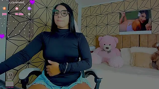 vane lopez  online show from February 5, 9:41 pm