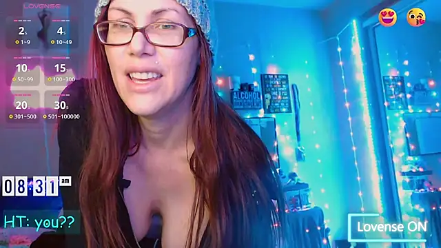 EmmaIsHere online show from December 30, 3:35 pm