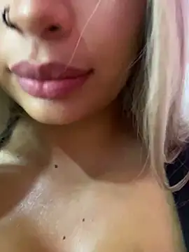 perla kem  online show from December 11, 1:58 am